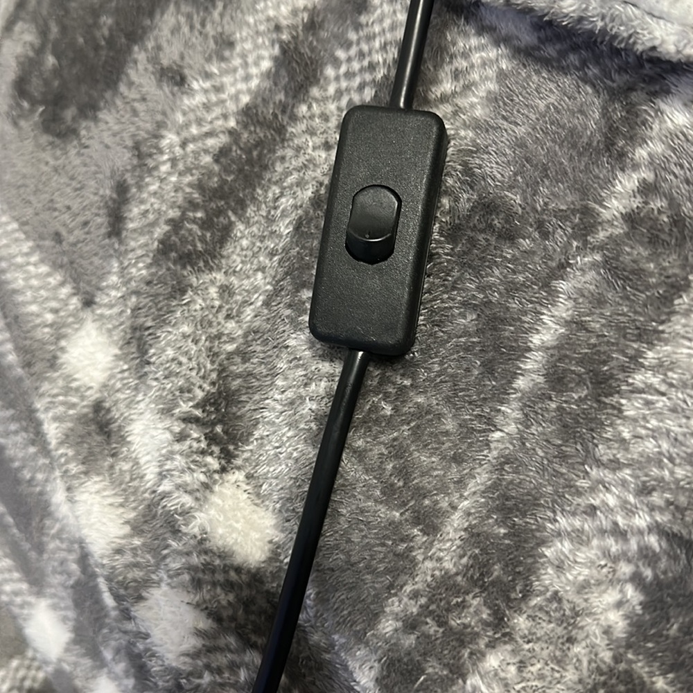 Black light - Picture 4 of 8